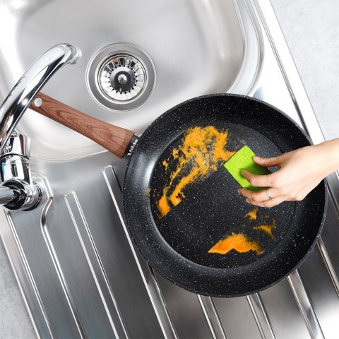 Patelnia granitowa nieprzywierająca indukcja NON-STICK BLACK&WOOD 28 cm VILDE 199062