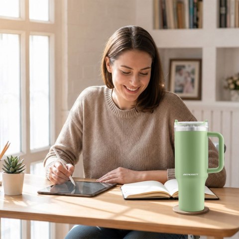 Termos próżniowy kubek ze słomką 1180 ml Berdsen zielony