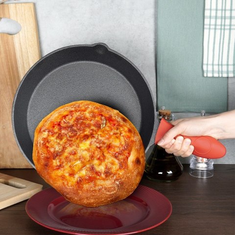 Patelnia żeliwna z silikonową nakładką na indukcję ciężka CAST LINE duża 30cm VILDE 199037